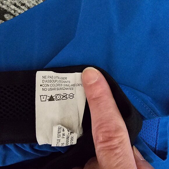 Under Armour Mens XX-Large Blue Athletic Shorts With Perforated Design & Elastic - Picture 6 of 9